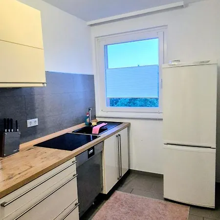 Moderne Liebevolle Bergkamen