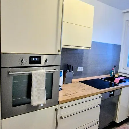 Moderne Liebevolle Apartmán *